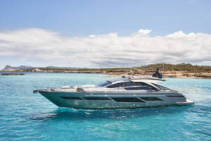 Pershing 9X anchored in Ibiza